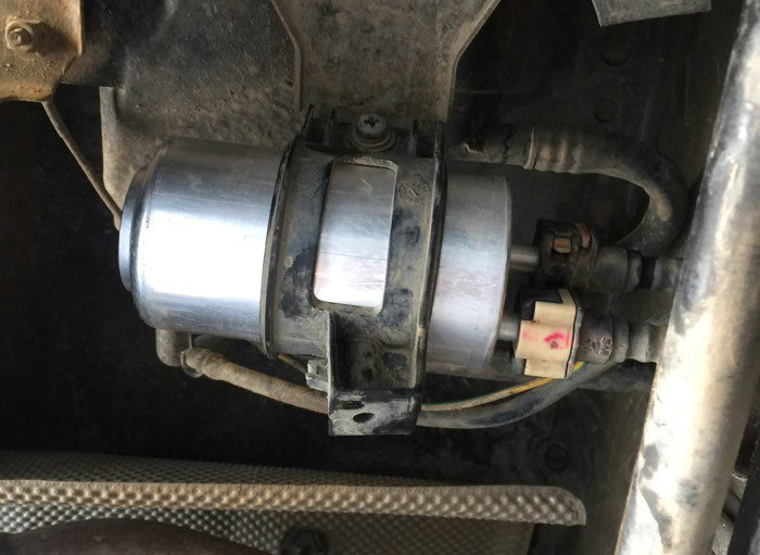 汽油滤芯多久换一次