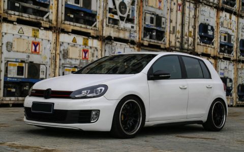 高尔夫6代是哪一年的