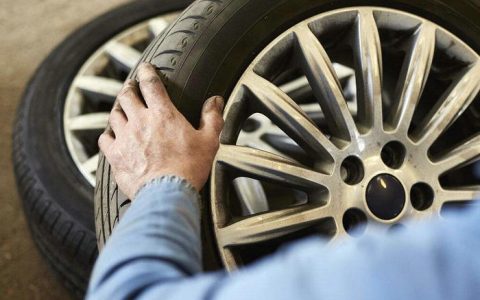 汽车少开一般怎样做保养