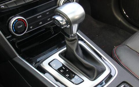 自动挡离合器在哪