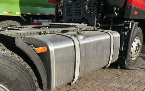 油箱进水了对发动机有影响吗