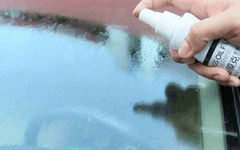 汽车玻璃怎么洗才干净