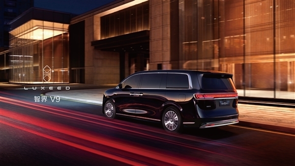 余承东官宣智界V9四款配色：车漆历经超100道工序 经得起细品