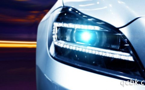 示宽灯和近光灯区别是什么