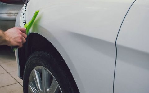 汽车保险杠补漆一般多少钱