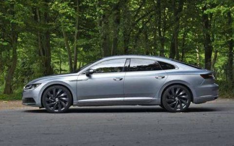 汽车合格证什么时候给车主