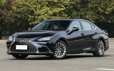 雷克萨斯es300h混动真实油耗多少