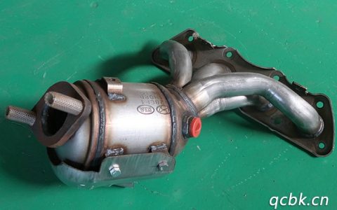 三元催化器多久更换