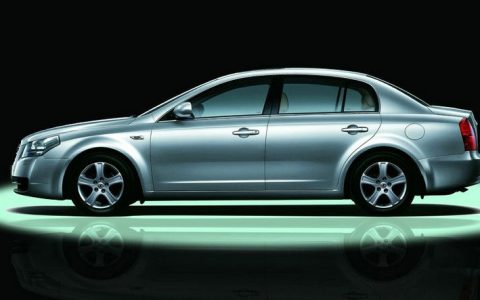 一汽奔腾b50搭载的是什么发动机