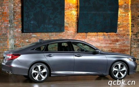 嘉实多磁护和极护哪个好 有什么区别