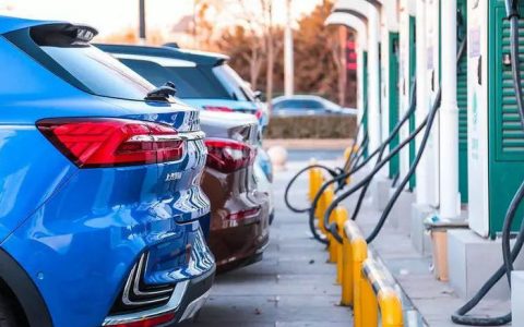 新能源汽车第一次充电要充满吗