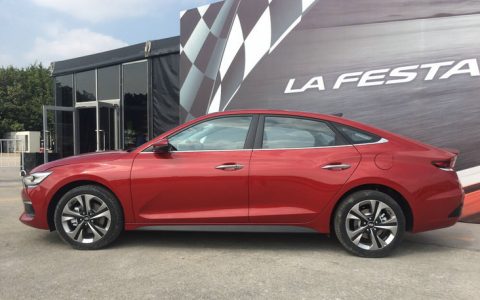 新车试驾需要注意什么