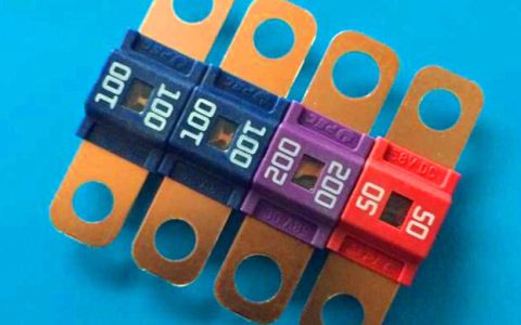 汽车保险丝规格怎么看