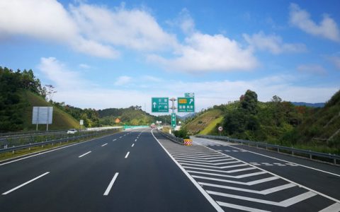 高速超速新规定2022 高速超速怎么罚