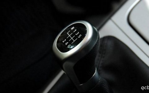 手动挡汽车起步步骤是什么