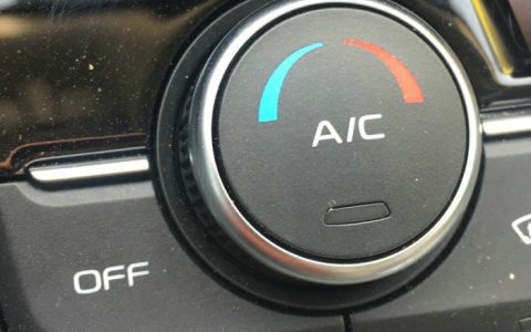 汽车开暖风要开ac键吗