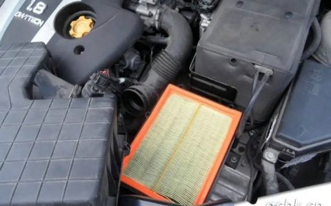 汽车保养空滤多久换一次