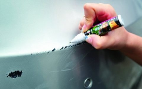 车上的小划痕怎么修复