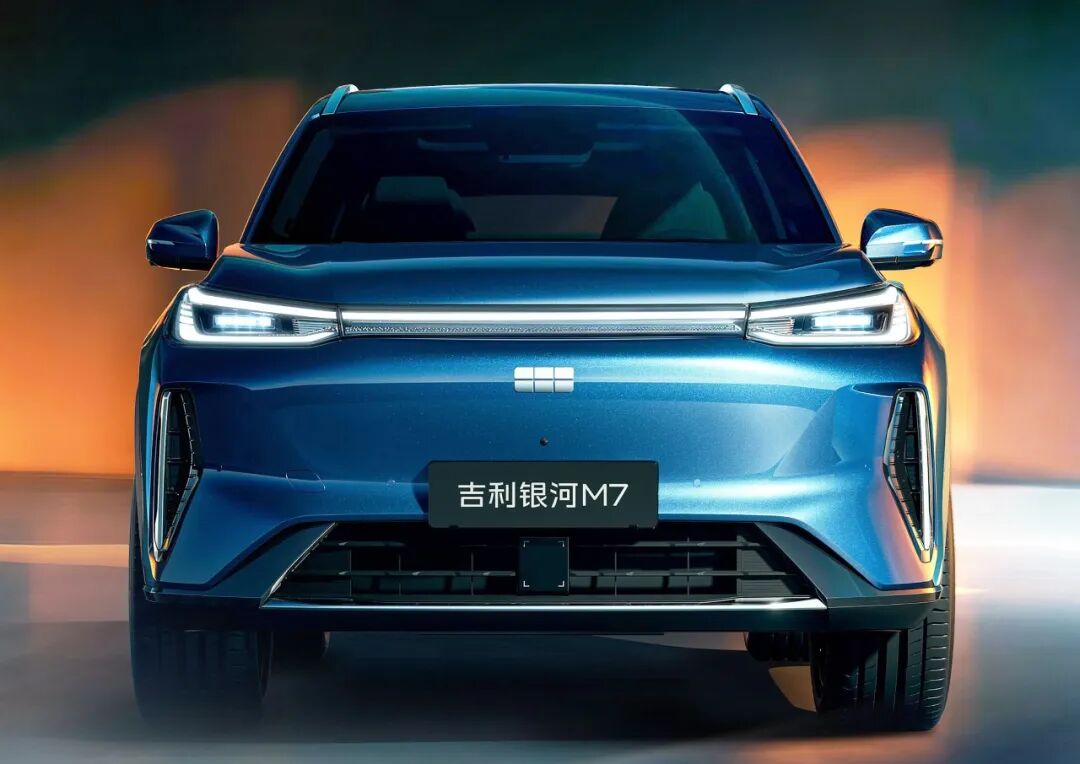 吉利银河 M7 杀疯了！米兰发布的中式美学 SUV，1730km 续航 + Flyme Auto，定价成关键