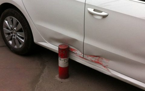 车上有个小坑怎么恢复