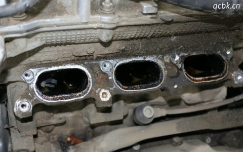 汽车烧机油会有什么现象