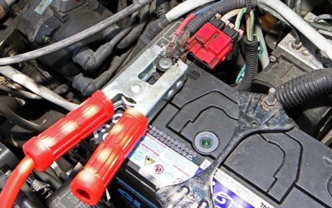 轿车亏电无法启动解决方法有那些