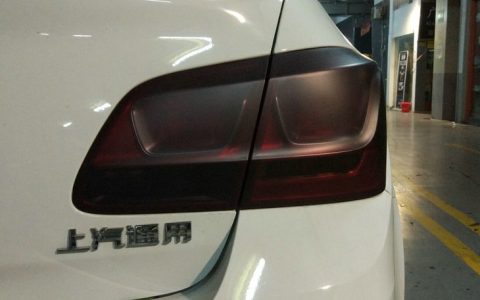 汽车尾灯熏黑算非法改装吗