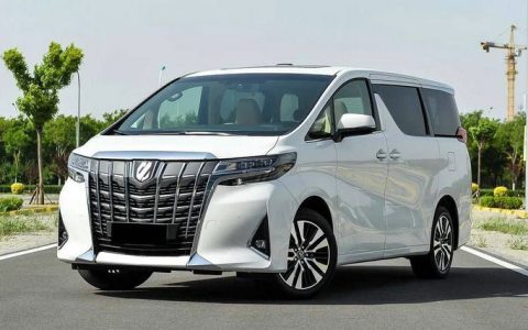 阿尔法丰田商务车是几座的