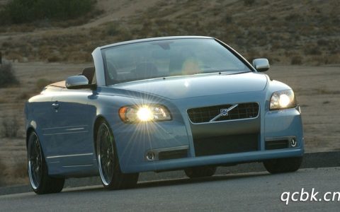 二手沃尔沃c70多少钱