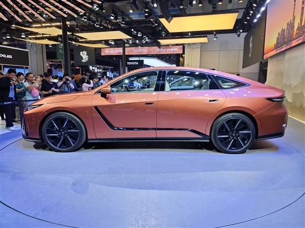 最畅销的进口车 全新一代雷克萨斯ES预售:30.88万起