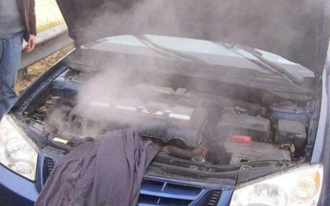 汽车水箱开锅了怎么办