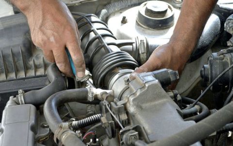 汽车保养按时间按里程