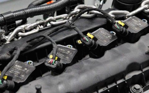 点火线圈坏了要4个一起换吗