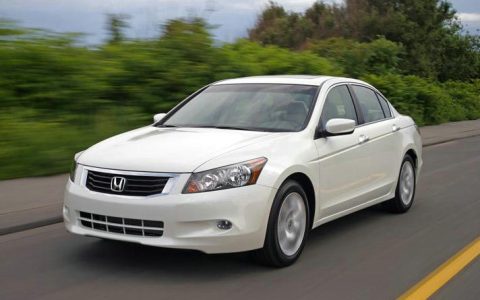 本田雅阁8代油箱多少升