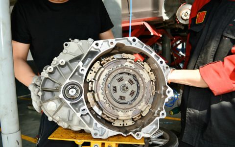 汽车变速箱维修费用多少钱