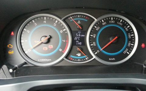 车速60码一个小时跑多少公里