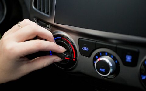 汽车暖气和冷气哪个更费油