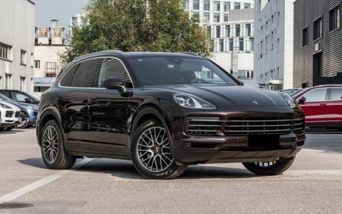 卡宴混动和汽油哪个更好