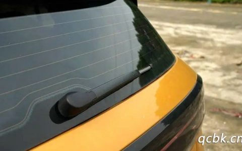 后挡风玻璃有加热丝要不要贴膜