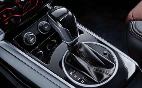 自动挡车有顿挫感是怎么回事