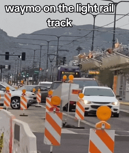 特斯拉FSD 搞不定铁路道口