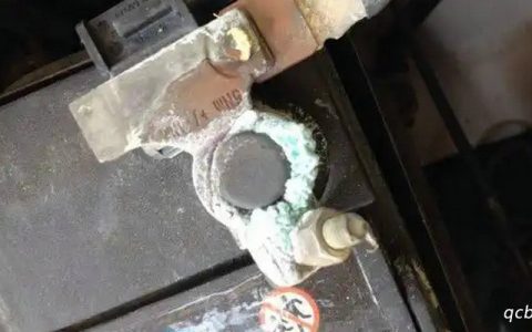 电瓶桩子漏液怎么修复