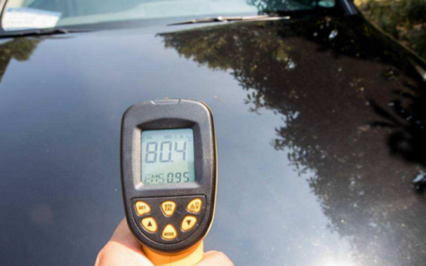 新车需要打开车门暴晒去味吗