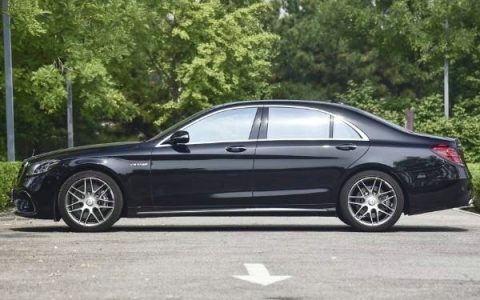 奔驰v12发动机百公里油耗多少