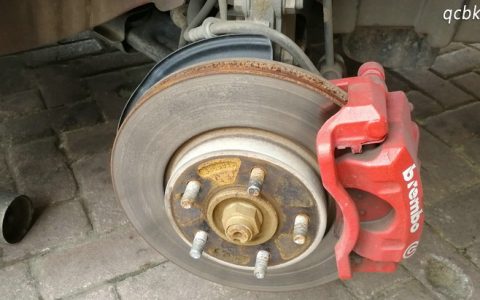 刹车盘生锈了属于正常吗