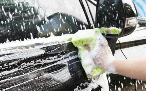 新车洗车用什么洗最好
