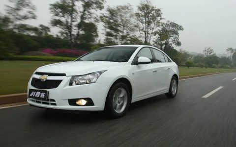 科鲁兹发动机渗油怎么解决