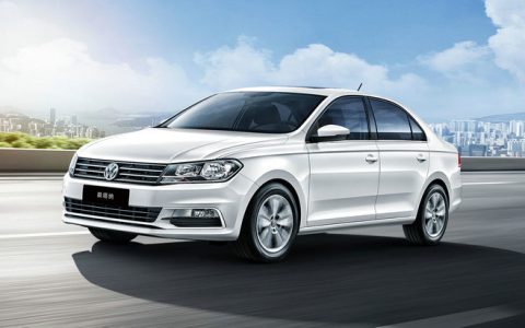 桑塔纳2000机油感应塞在哪