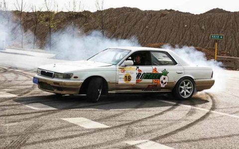 汽车如何漂移 漂移怎么操作