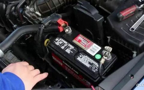 汽车电瓶性能下降有什么影响